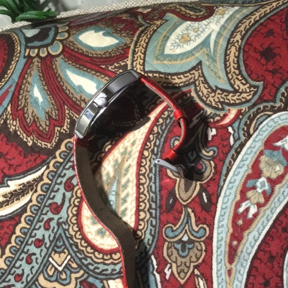 Prague Ladies Watch - Picture 3 of 4